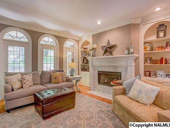 3rd image of 2960 Hampton Cove Way SE