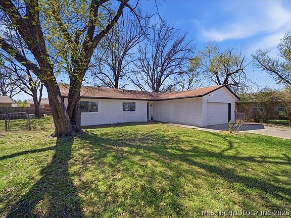 2nd image of 3118 S 115th East Ave