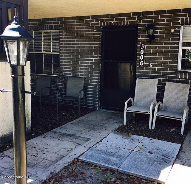 1st image of 3006 Sir Hamilton Cir #6