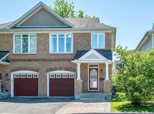 176 Parkin Cir, Ottawa, ON K1T4G4