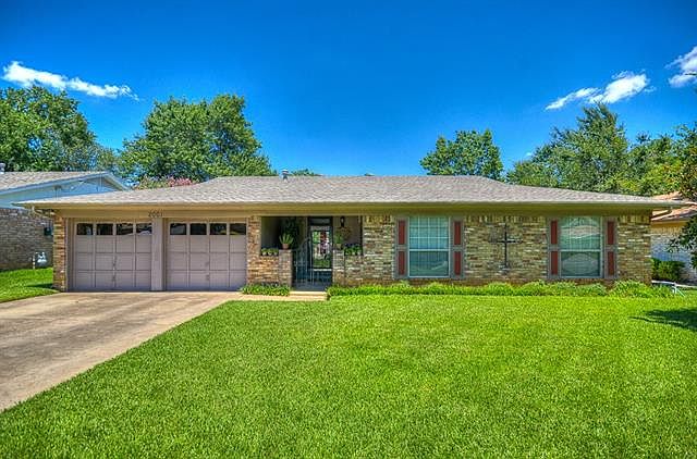 1st image of 2001 Schumac Ln