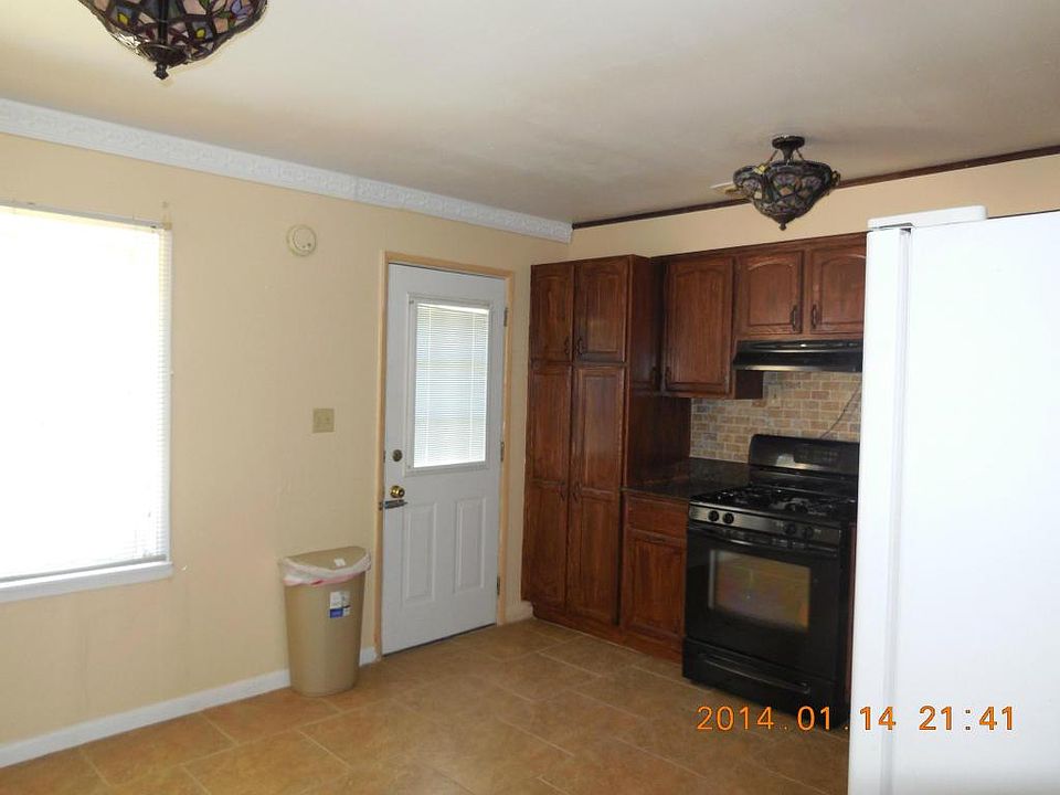 1st image of 1213 Anderson Dr