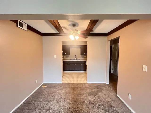 2 bed, 996 sqft, $1,150 — Photo 3