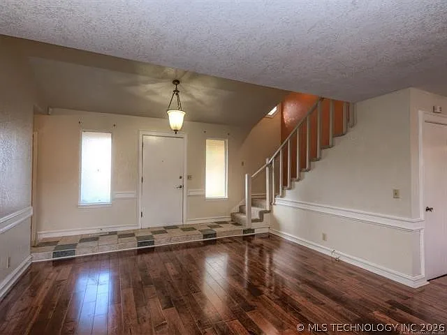 3101 S Poplar Ave — Photo 4