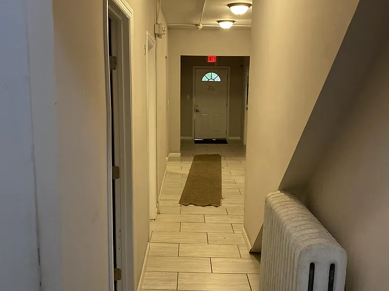 311 Bay Ave — Photo 10