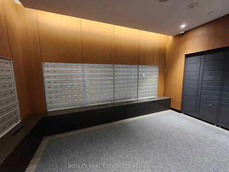 25 Cordova Ave #1702 — Photo 11