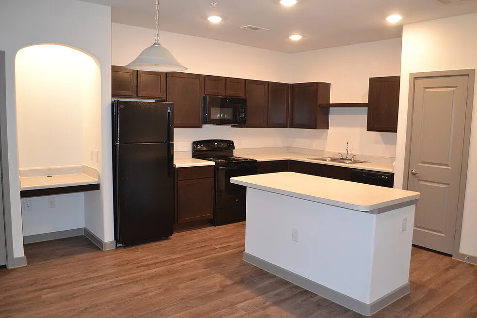 Majestic Ranch Apartment Homes — Photo 4