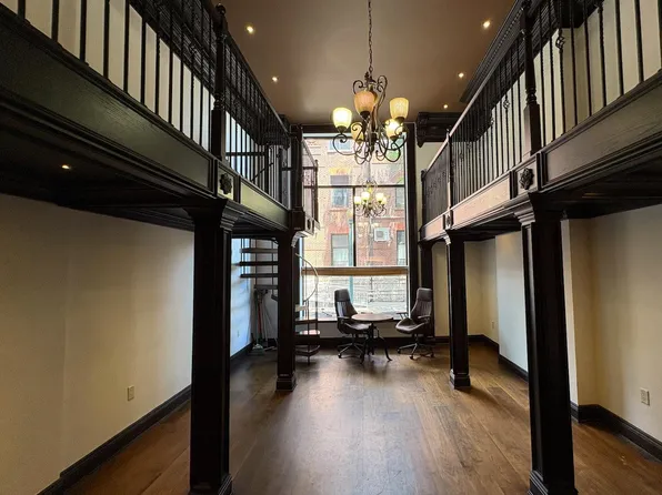 12-14 Hudson Place image 3 of 23