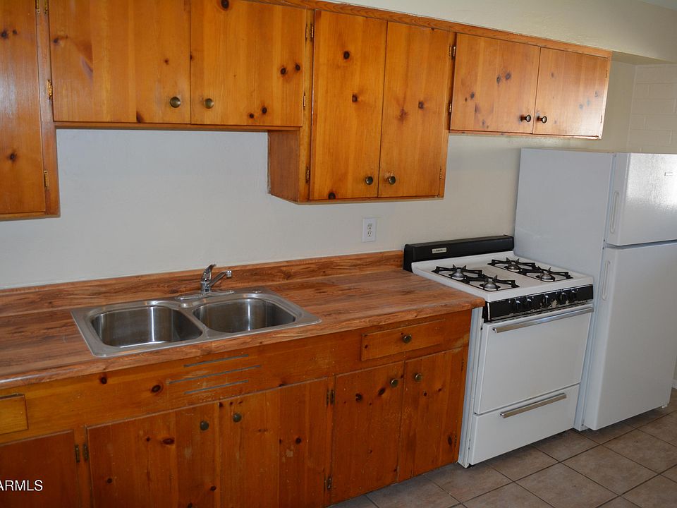 1st image of 10648 N 15th Ave APT 3