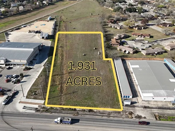 (undisclosed Address), New Braunfels, TX 78130