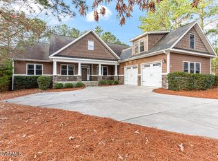 5 Horizon Ct, Whispering Pines, NC 28327