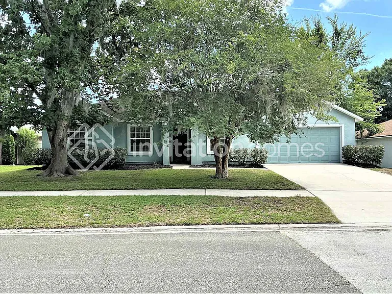 2433 Shelby Creek Rd W — Photo 1