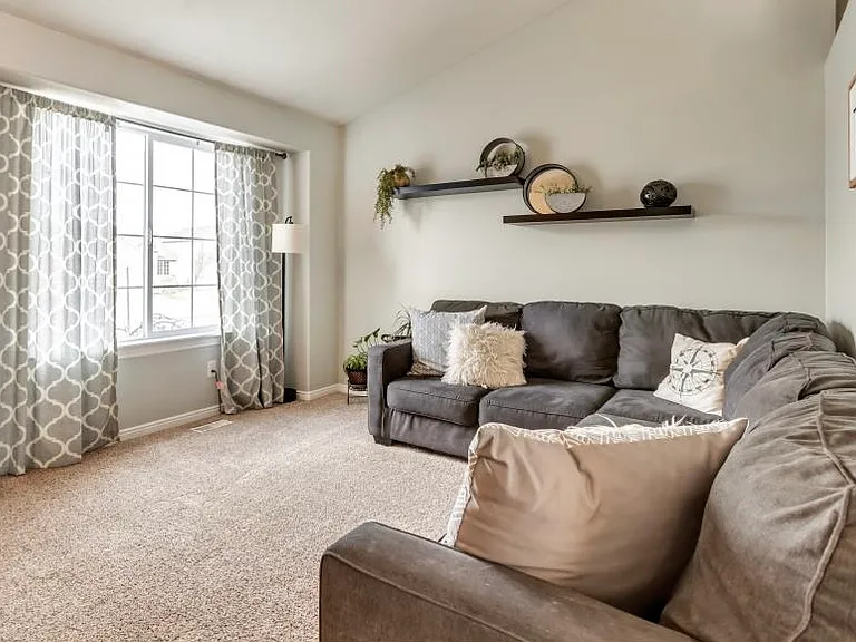 4764 W Homeland Dr — Photo 4