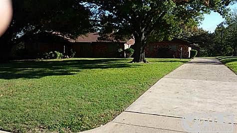 1st image of 5708 N Hills Dr