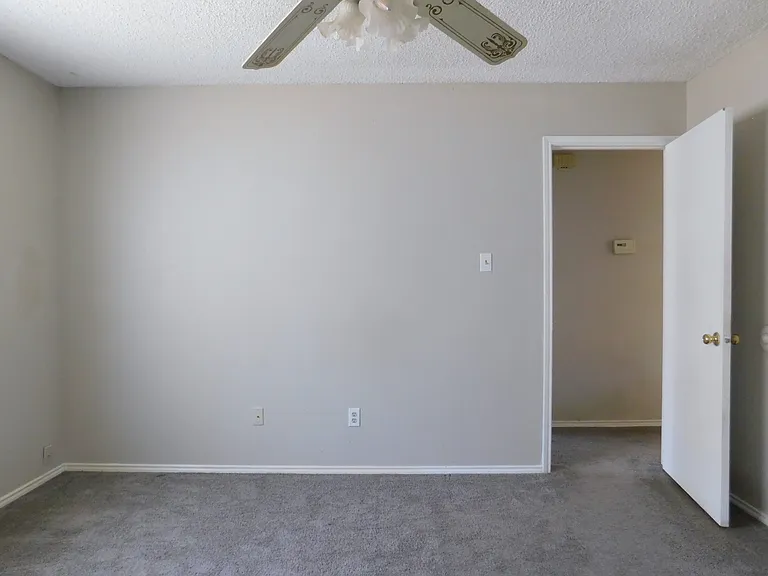 404 Pace Dr — Photo 13