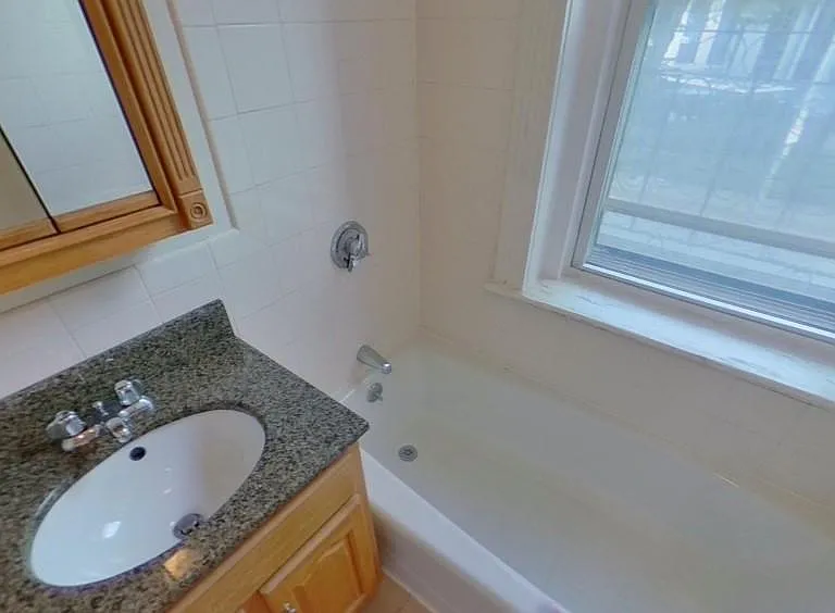 172 Hemenway St #12 — Photo 4