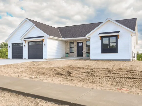 947 Drumlin DRIVE, Kewaskum, WI 53040