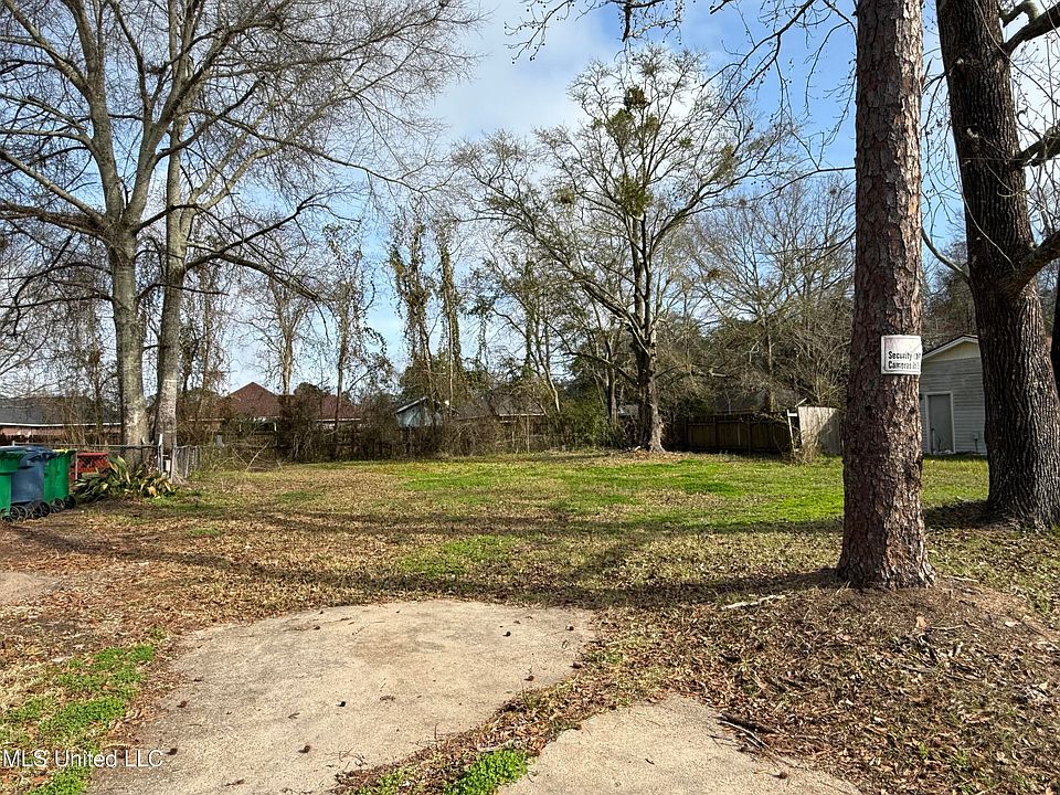 2nd image of 7104 Melon Dr