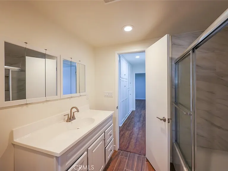 17122 Spinning Ave — Photo 13