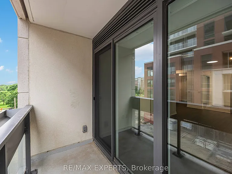 4010 Eglinton Ave W #320 — Photo 29