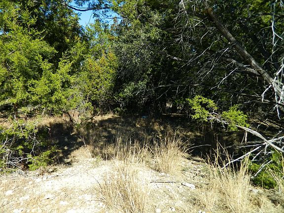 3rd image of 21108 Santa Rosa Ave