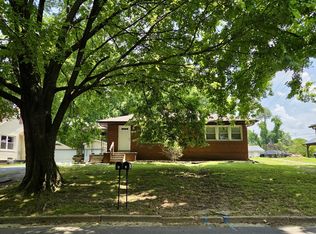 817 Rockwood Hts, Clarksville, TN 37040
