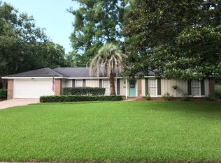 117 Chatsworth Rd, Savannah, GA 31410