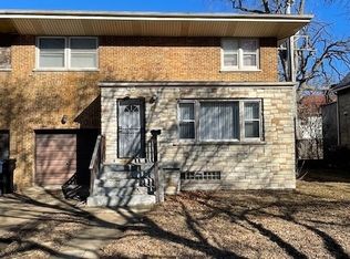 2654 E 77th St, Chicago, IL