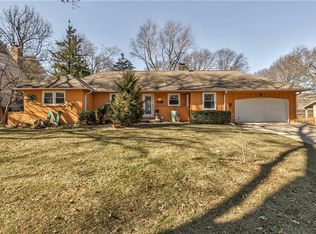 7932 Dearborn Dr, Prairie Village, KS 66208