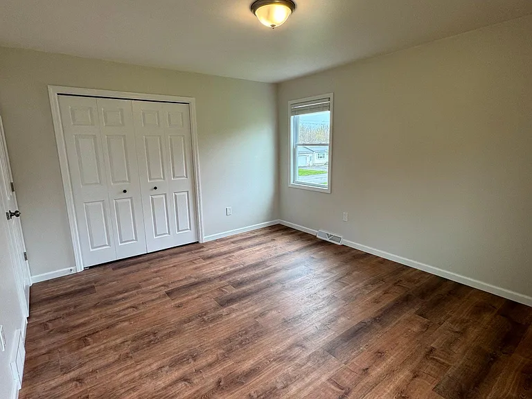 12 Burke Dr #B — Photo 11