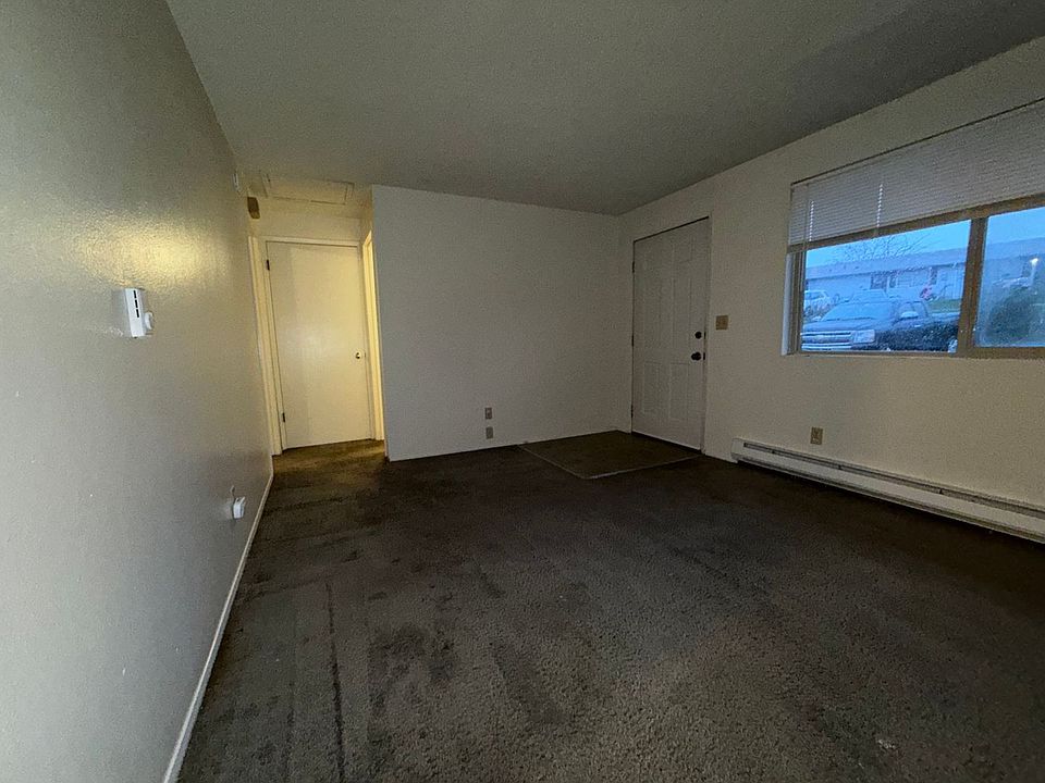 1st image of 11217 59th Avenue Ct E #9