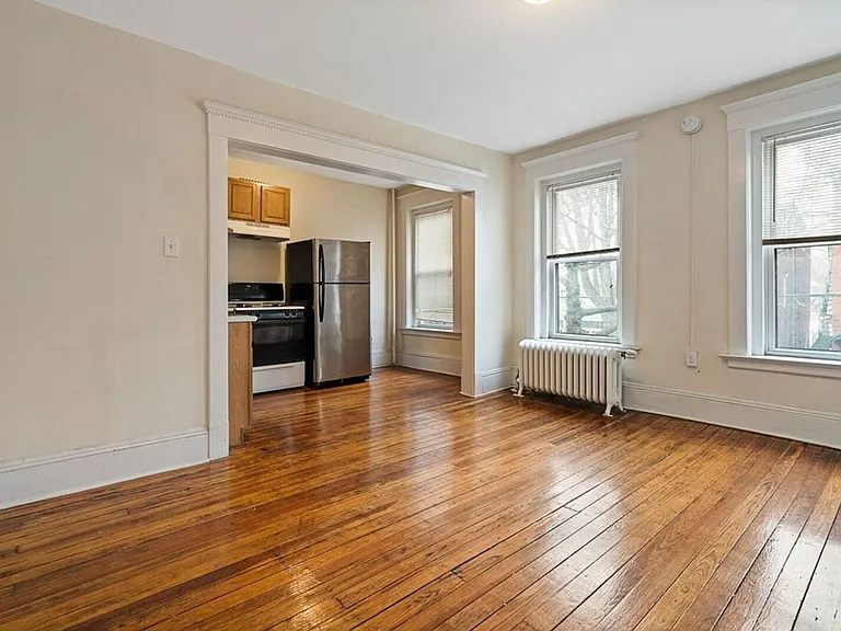 165 Park St — Photo 1