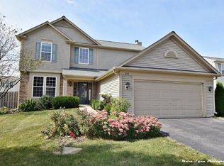 255 S Cranberry St, Bolingbrook, IL 60490