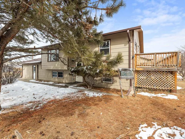 120 S 10th St, Custer, SD 57730