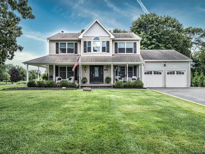 2 Moor Lane, Patchogue, NY, 11772