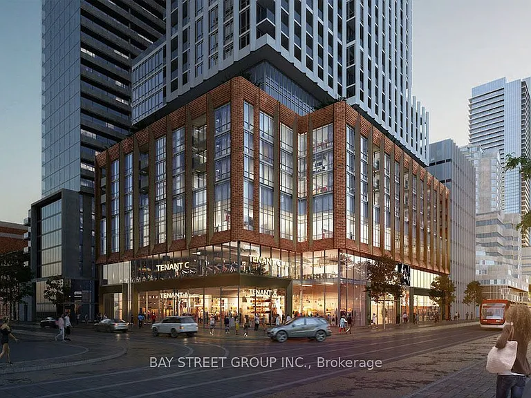 400 King St W #802 — Photo 1