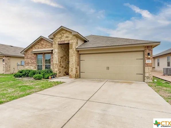 121 Plata Ln, Jarrell, TX 76537