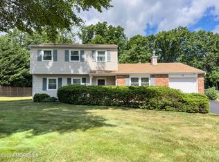 17 W Francis Ave, Morganville, NJ 07751