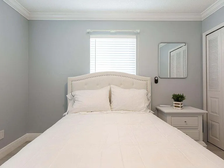 343 Balsam St — Photo 14