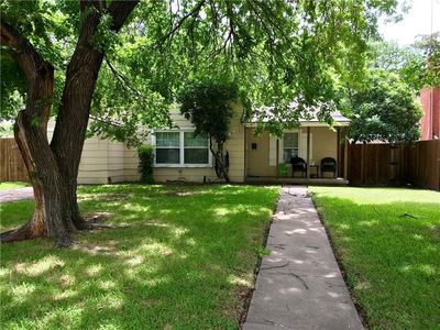 914 Hallum St, River Oaks, TX, 76114