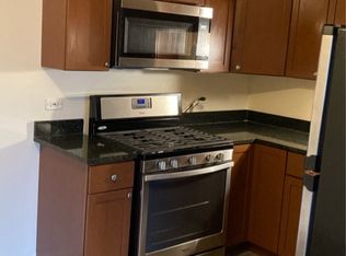 5710 108th St #1B, Chicago Ridge, IL 60415