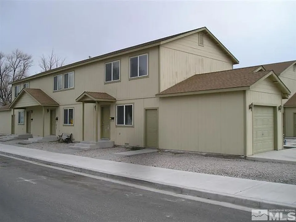 260-270-280 E Center St