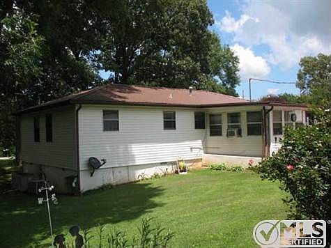 5th image of 117 Dogwood Dr