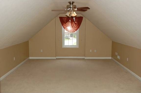 5th image of 3 Sugar Hill Dr
