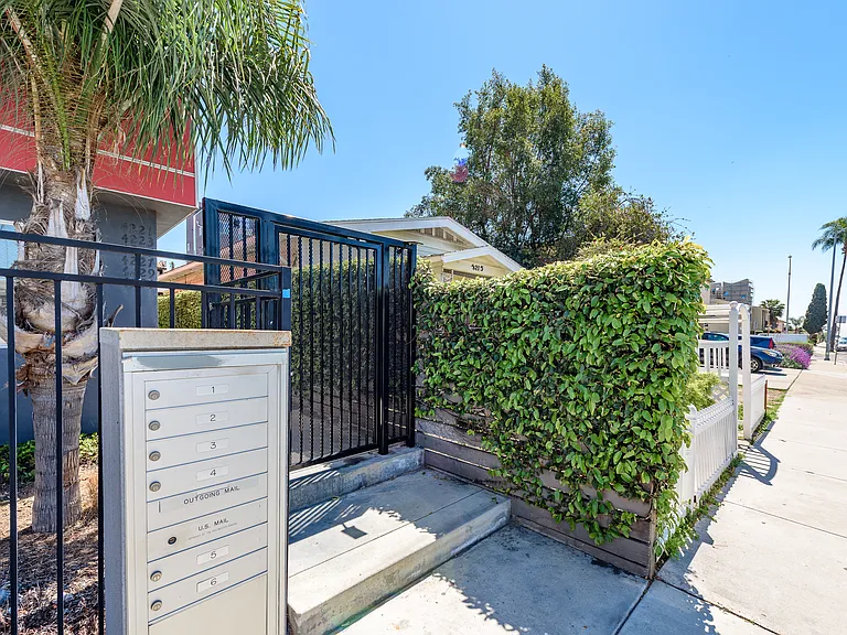 4221 Idaho St — Photo 51