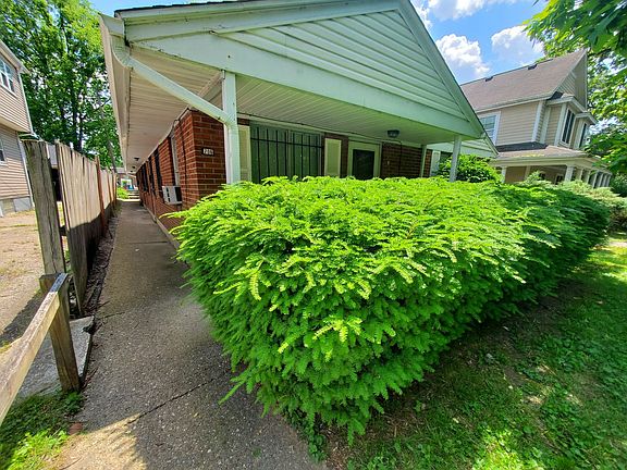 2nd image of 706 N Broadway St #8378BD582