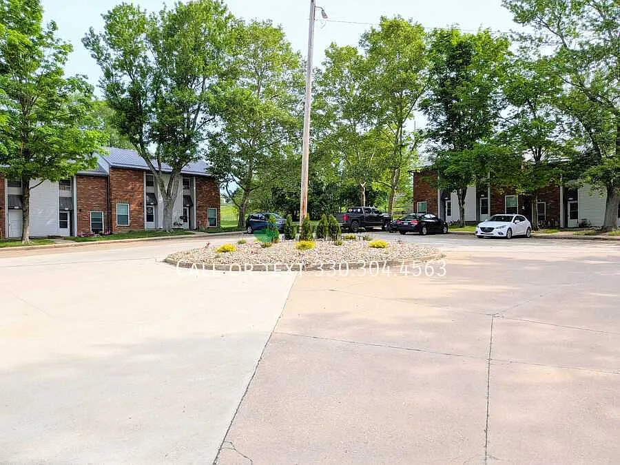 Autumn Chase Townhomes — Photo 4