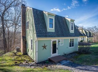 36 Newhall Ln, Galena, IL 61036