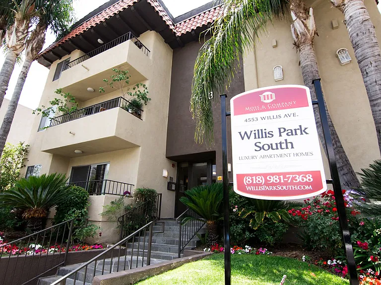 Willis Park South — Photo 15