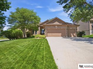 17634 Jefferson St, Omaha, NE 68135